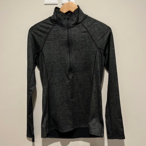 Under Armour Tops - Under Armour 1/2 zip